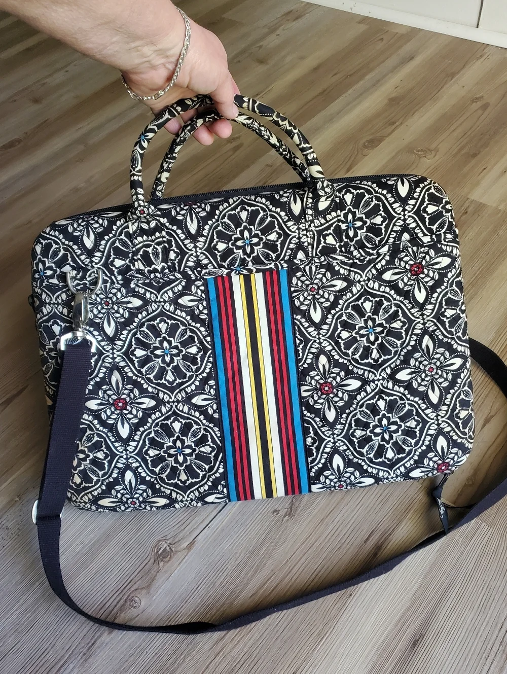 Vera Bradley hard shell laptop case in the retired 